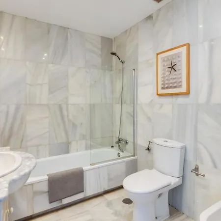Dream Front Puerto Banus Ferienhaus *