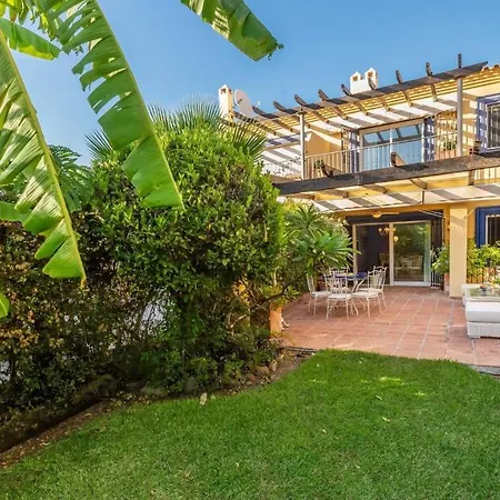 Dream Front Puerto Banus Ferienhaus