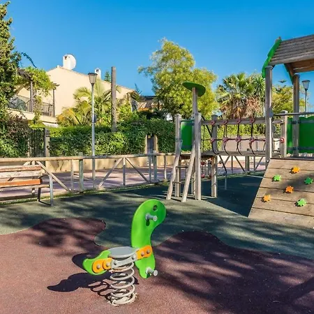 Dream Front Puerto Banus Дом отдыха